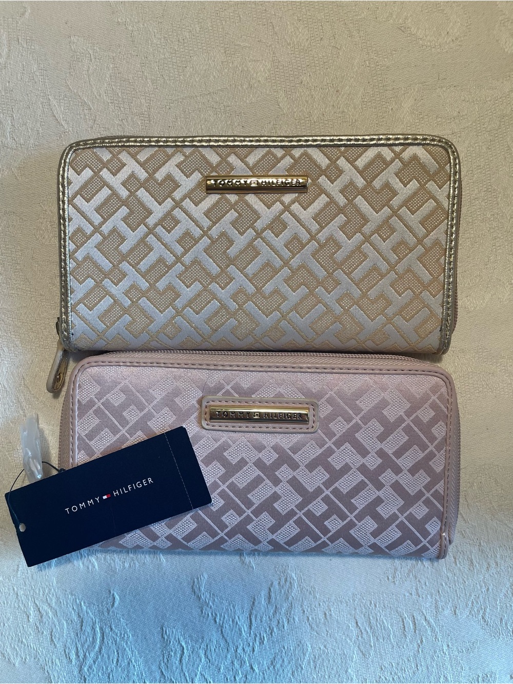 Tommy Hilfiger Wallet Set